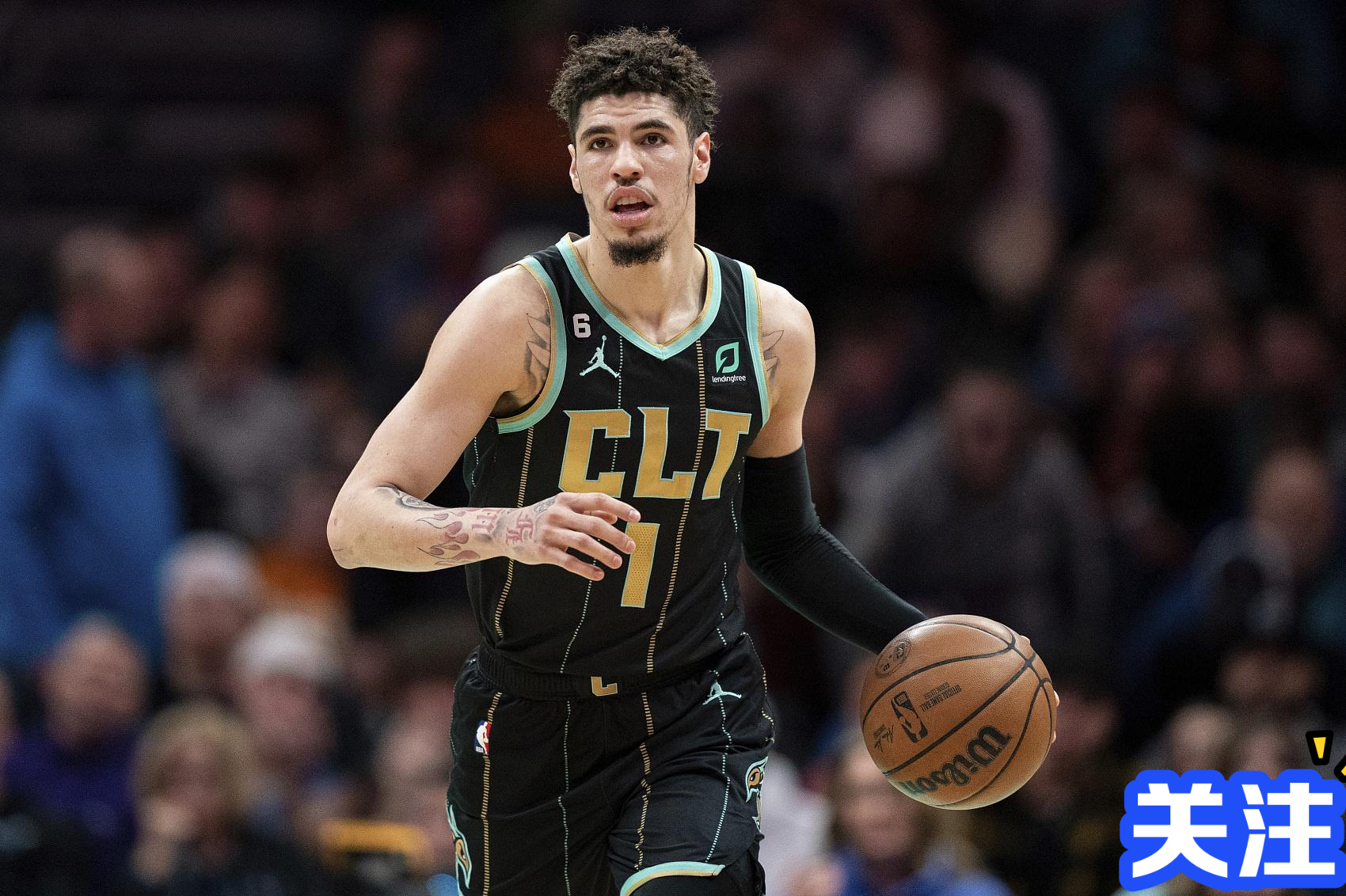 黄蜂主场战胜独行侠，取得两连胜