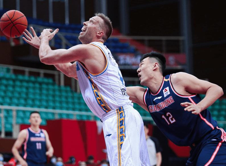 开云APP-江苏东方队成功晋级季后赛四强