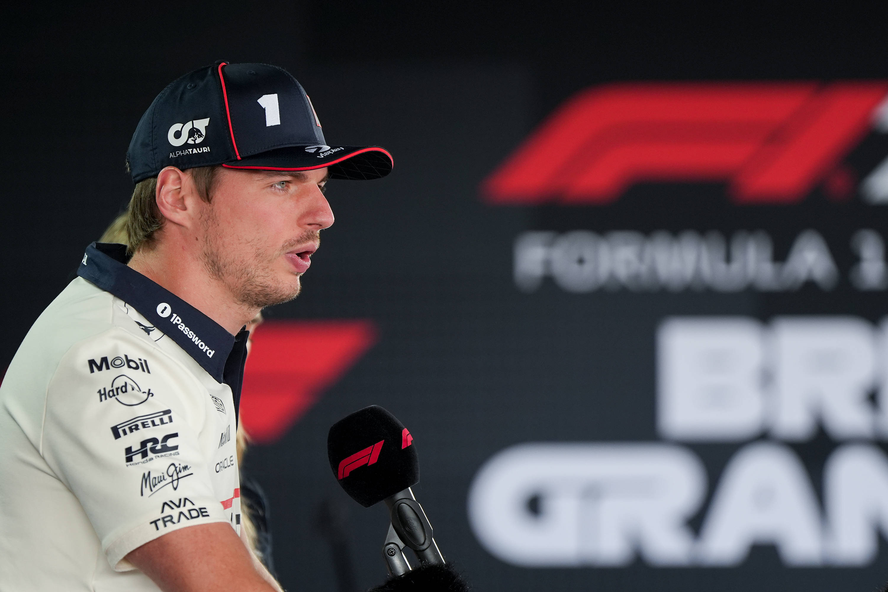 红牛车队险胜哈斯车队,诺里斯刷新纪录的简单介绍 红牛车队险胜哈斯车队,诺里斯刷新纪录的简单介绍