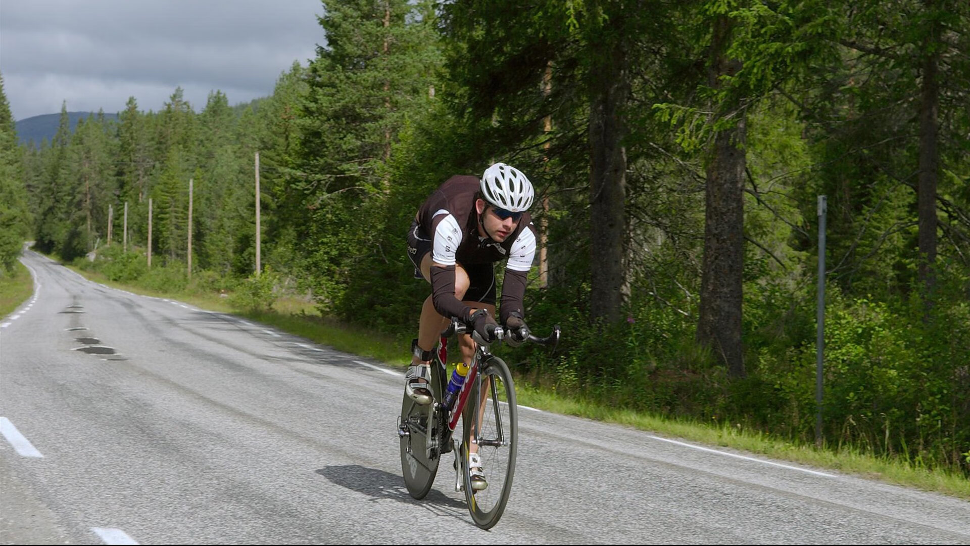 熔炉之心，当波兰战车轧过瑞典金环，梁靖崑的星火如何焚毁宿命